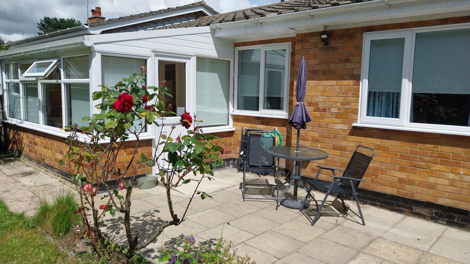 Beautiful 3-Bed Bungalow Kessingland Rural Retreat โลเวสทอฟต์ ภายนอก รูปภาพ
